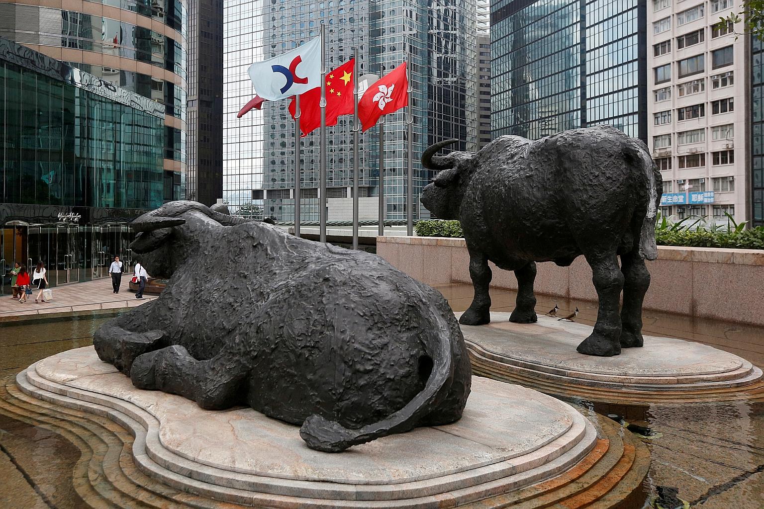 Hong Kong Stocks Extend Losses Led By Tech Stocks Tencent Broke Out To 