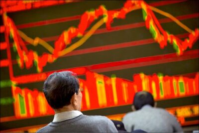 Shanghai, Shenzhen exchanges to step up regulation on quantitative trading, impose three-day trading freeze on top quant fund