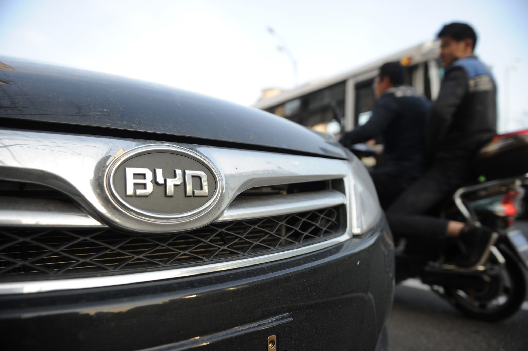 Chinese electric carmaker BYD net profit surged 632 per cent in Q1
