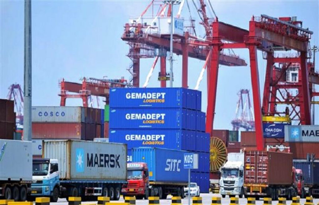 China to halve additional tariff on $75 billion US imports from Feb. 14