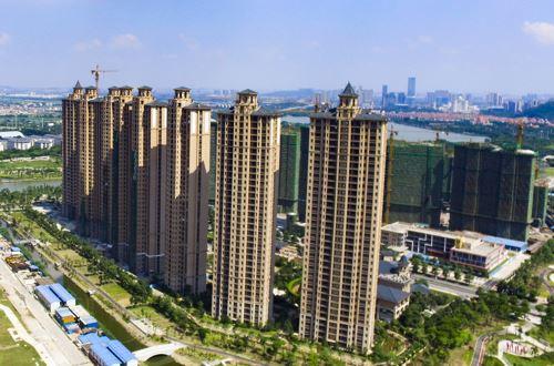 China’s home sales in April close to a year earlier, analysts expect a delayed “warm spring”