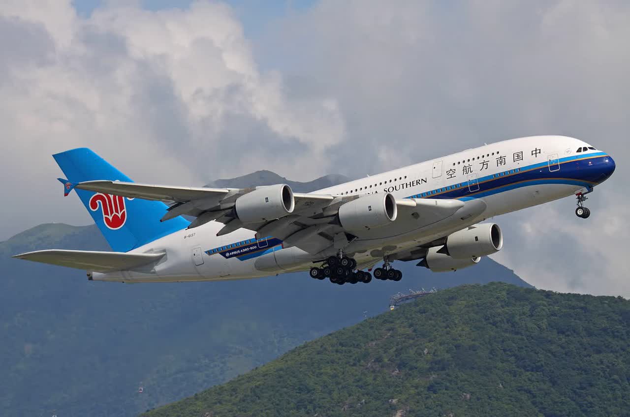 China Southern Airlines set record with $2.4 Billion convertible bonds