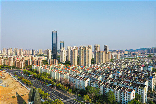 China’s housing market weakened further in August, more cities saw home prices decline