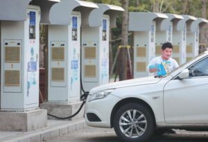 China to introduce new policies to support NEV consumption – commerce ministry