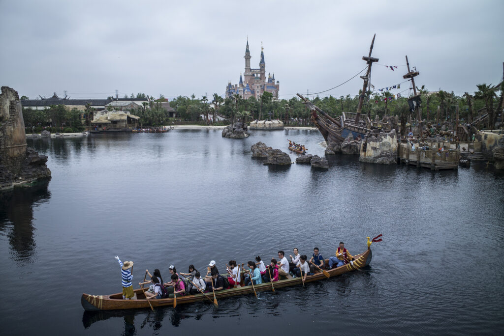 shanghai disneyland