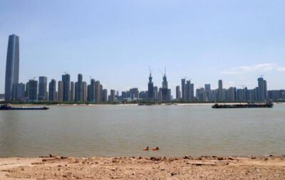 High temperature, drought hit Chinese regions along Yangtze River