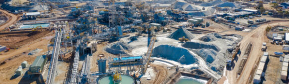 China’s Lithium Carbonate Futures Rebound After Sharp Decline, Analysts See Limited Upside and Range-Bound Trade