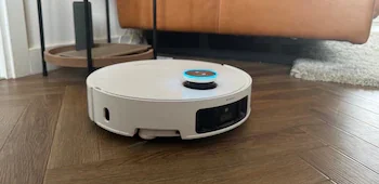 Chinese Robot Vacuum Giants Race into Vietnam, Holding Over 90% Market Share
