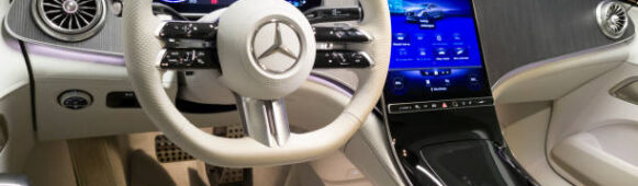 Mercedes-Benz China Lowers Suggested Retail Prices for Some Models to Ease Dealer Strain