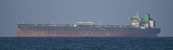 Two Large Chinese Oil Tankers Pass Strait of Hormuz Ahead of US–Iran Talks