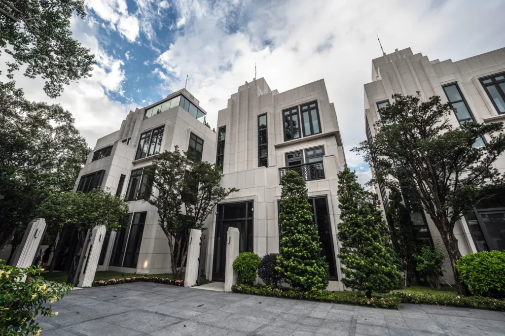 Hong Kong luxury