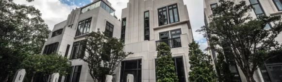 Hong Kong Raises Stamp Duty on Super-Luxury Homes Amid Market Boom