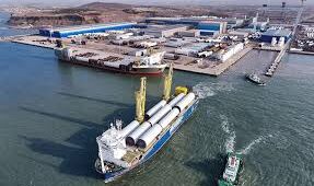 Dajin Heavy Industry Falls Below Issue Price on Hong Kong Debut Despite Backing from Top Investors
